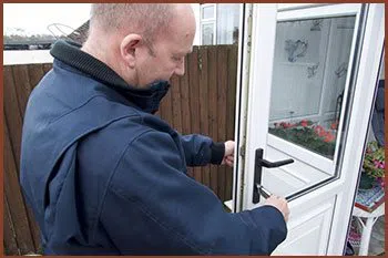  Emerald Lock & Key Shop Seattle, WA 206-408-8177